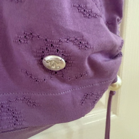 100% AUTHENTIC CHANEL CREW NECK T-SHIRT - Picture 6 of 12